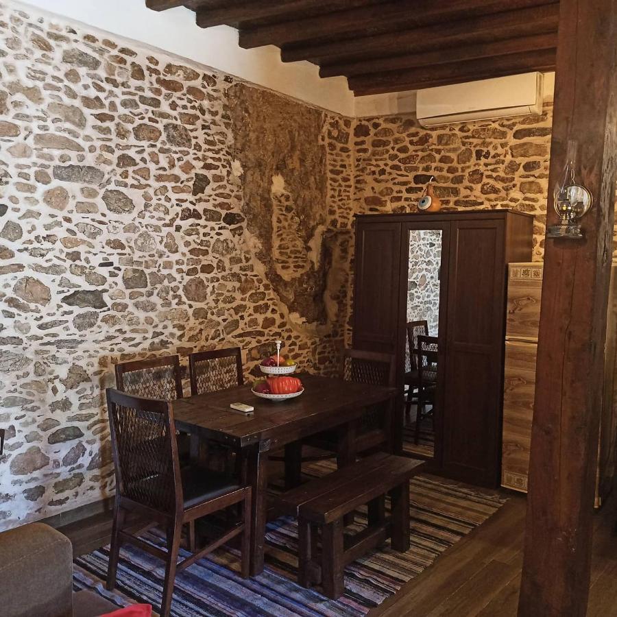 Areti'S Traditional House Apollona Exterior foto